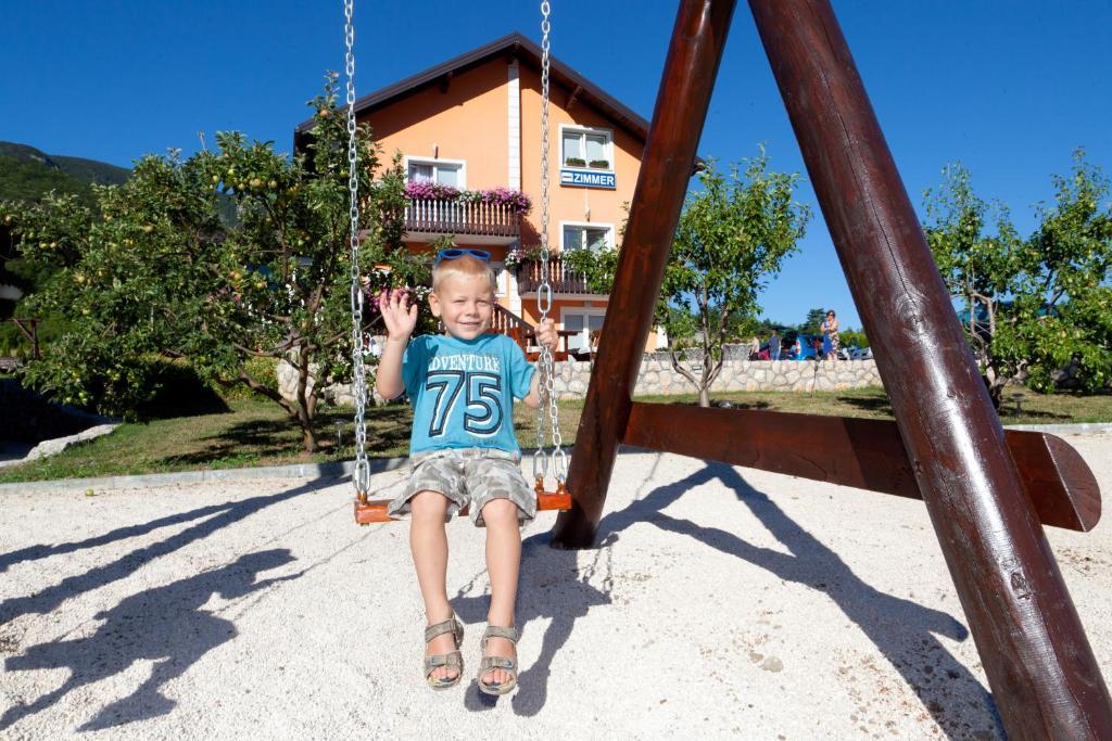 Plitvice Pension Perisic Korenica Eksteriør bilde
